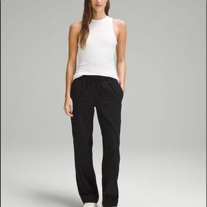 NWT lululemon straight-leg mid-rise pants luxtreme size S